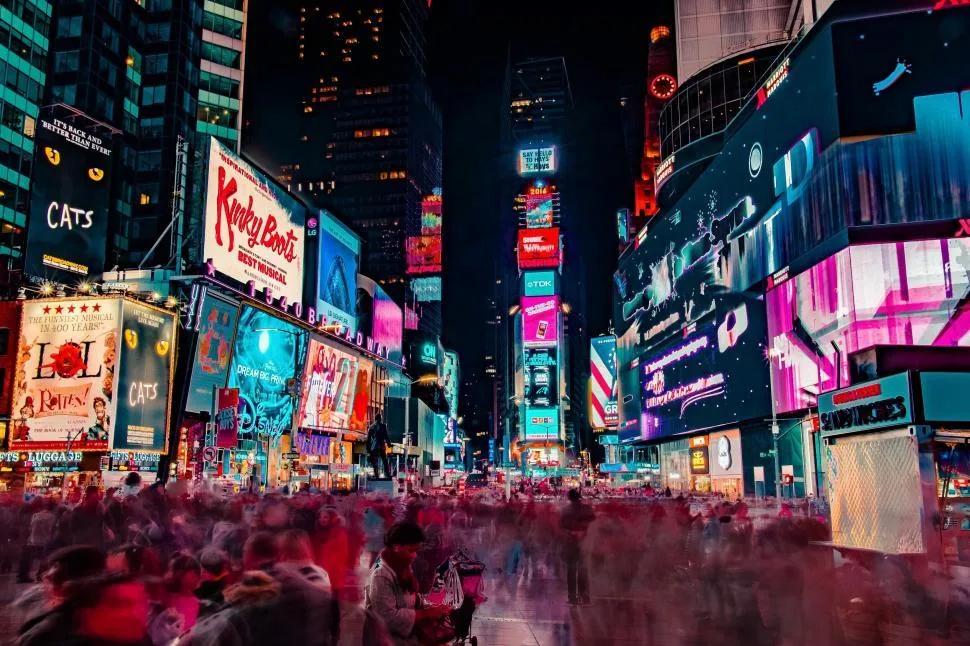 Vibrant Times Square At Night With Led Billboards Glowing | Antonio Jesús Jiménez Joyas